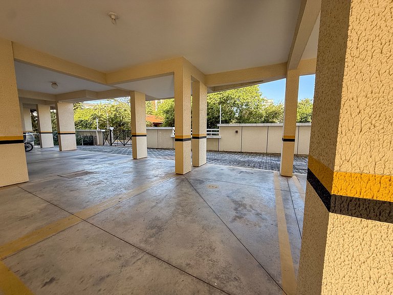 246 - Apartamento poucos passos da Praia de Bombas