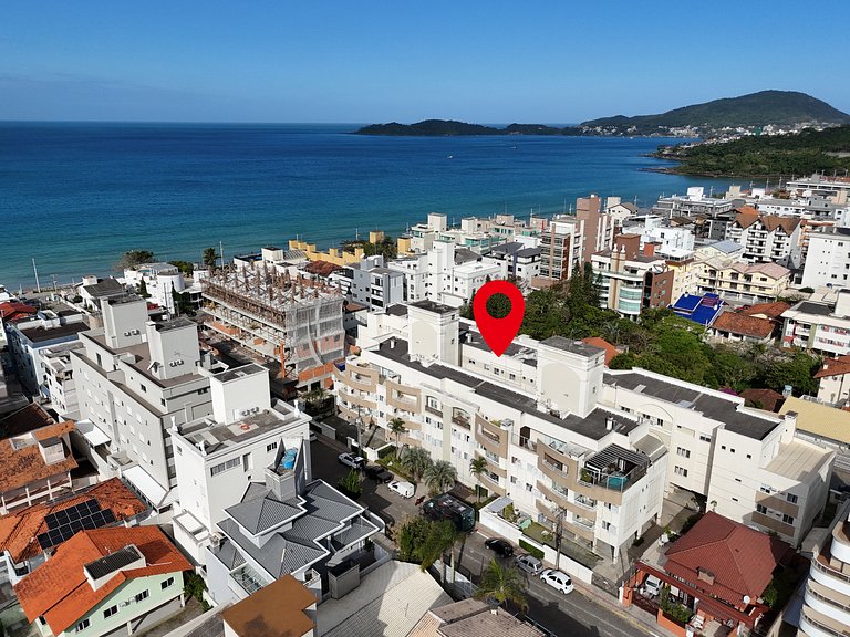 246 - Apartamento poucos passos da Praia de Bombas