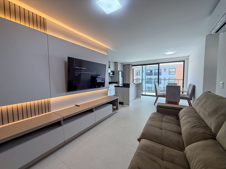 258 - Apartamento com 3 suítes praia de Bombas