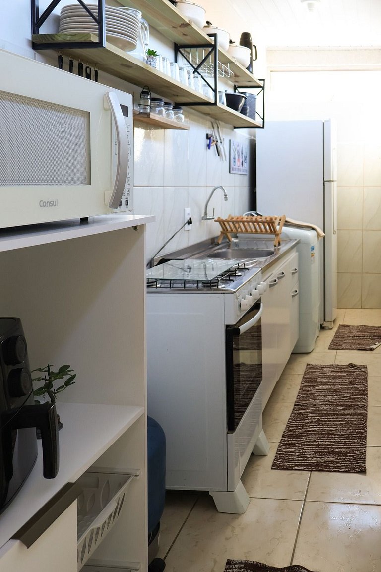 425 - Casa a 50 metros da praia em Canto Grande