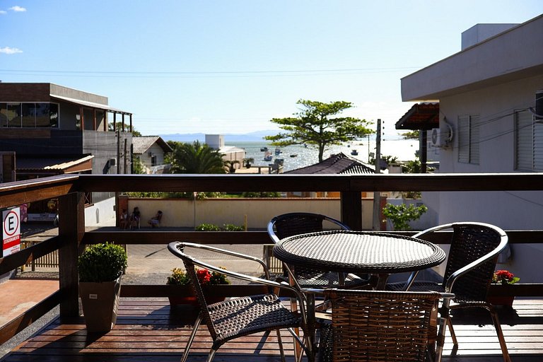 425 - Casa a 50 metros da praia em Canto Grande