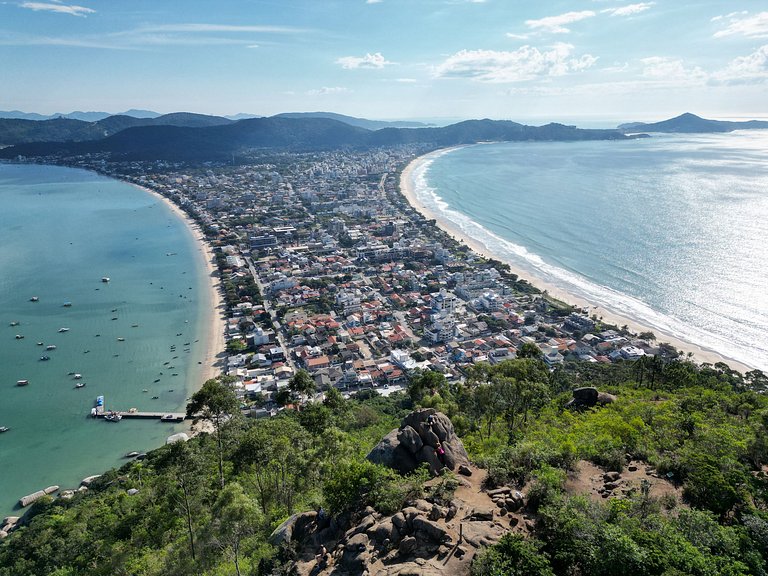 425 - Casa a 50 metros da praia em Canto Grande