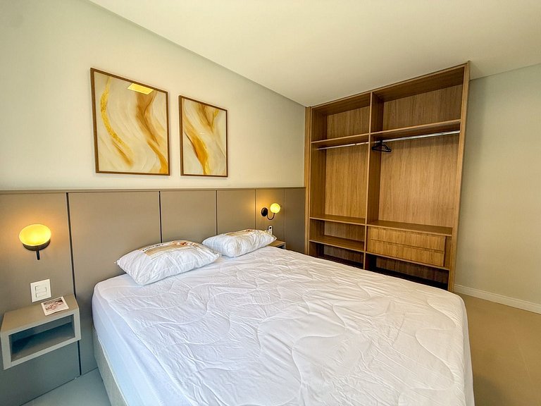 119 - Apto Bombinhas Centro 03 suítes