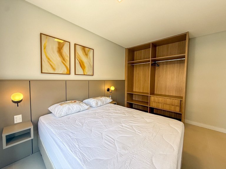 119 - Apto Bombinhas Centro 03 suítes