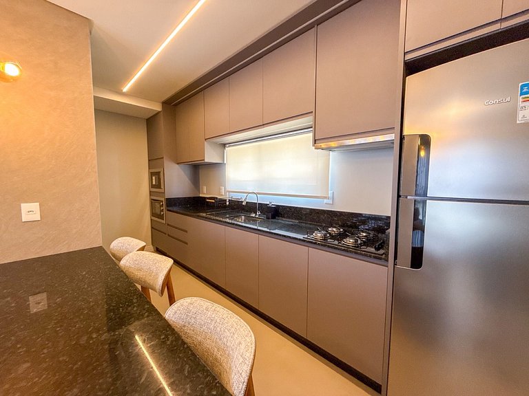 119 - Apto Bombinhas Centro 03 suítes