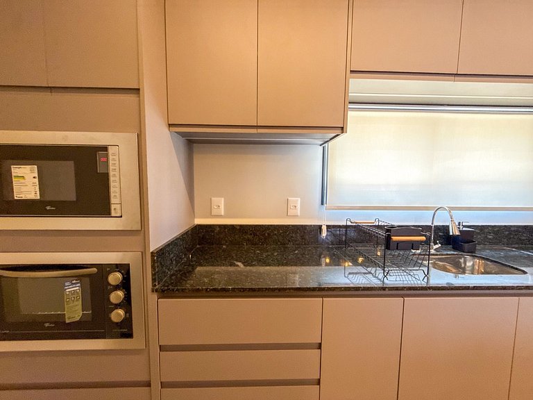 119 - Apto Bombinhas Centro 03 suítes