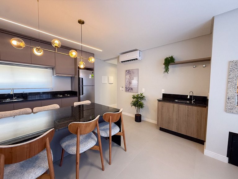 119 - Apto Bombinhas Centro 03 suítes