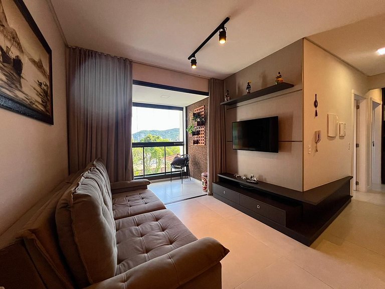 252 - Apartamento com piscina praia de Bombas