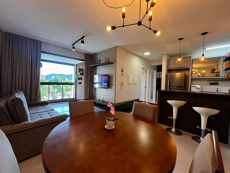 252 - Apartamento com piscina praia de Bombas