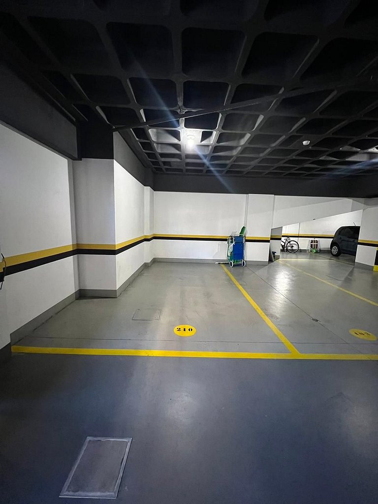 252 - Apartamento com piscina praia de Bombas